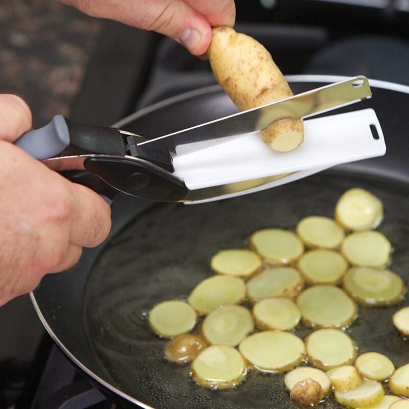 2-in-1 Knife and Mini Chopping Board - Image 4